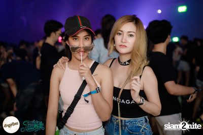 SangSom presents Fullmoon Party Live in Bangkok (Album 1) — photo 544
