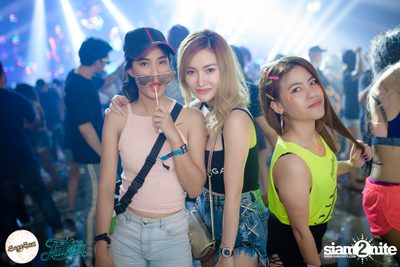SangSom presents Fullmoon Party Live in Bangkok (Album 1) — photo 545
