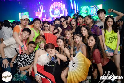SangSom presents Fullmoon Party Live in Bangkok (Album 1) — photo 547