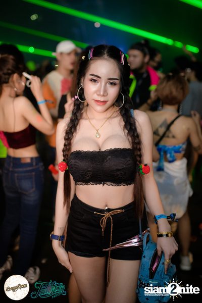 SangSom presents Fullmoon Party Live in Bangkok (Album 1) — photo 549