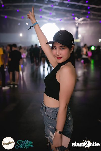 SangSom presents Fullmoon Party Live in Bangkok (Album 2) — photo 205