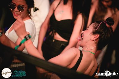 SangSom presents Fullmoon Party Live in Bangkok (Album 2) — photo 314