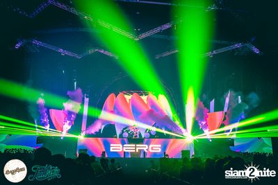 SangSom presents Fullmoon Party Live in Bangkok (Album 2) — photo 442