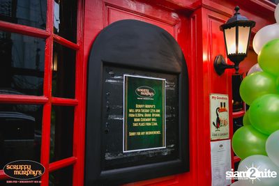 Scruffy Murphy's Grand Opening — photo 8