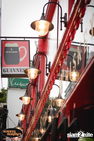 Scruffy Murphy's Grand Opening — photo 12