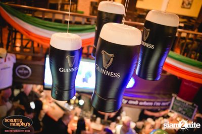 Scruffy Murphy's Grand Opening — photo 88