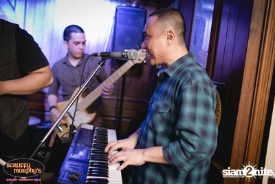 Scruffy Murphy's Grand Opening — photo 98
