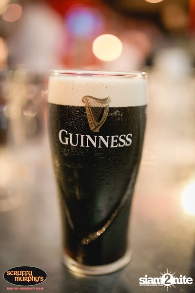 Scruffy Murphy's Grand Opening — photo 111