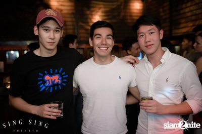 BLING IT กับ Bangkok Invaders ที่ ซิง ซิง เธียเตอร์ — photo 11