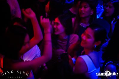 BLING IT กับ Bangkok Invaders ที่ ซิง ซิง เธียเตอร์ — photo 28