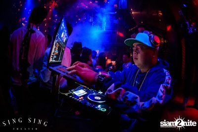 BLING IT กับ Bangkok Invaders ที่ ซิง ซิง เธียเตอร์ — photo 56