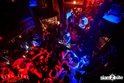 BLING IT กับ Bangkok Invaders ที่ ซิง ซิง เธียเตอร์ — photo 64