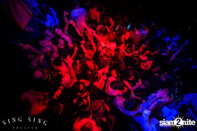 BLING IT กับ Bangkok Invaders ที่ ซิง ซิง เธียเตอร์ — photo 65