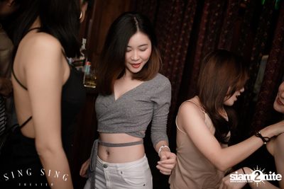 BLING IT กับ Bangkok Invaders ที่ ซิง ซิง เธียเตอร์ — photo 79