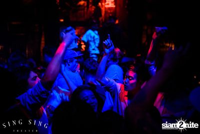BLING IT กับ Bangkok Invaders ที่ ซิง ซิง เธียเตอร์ — photo 108