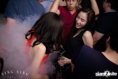 BLING IT กับ Bangkok Invaders ที่ ซิง ซิง เธียเตอร์ — photo 133