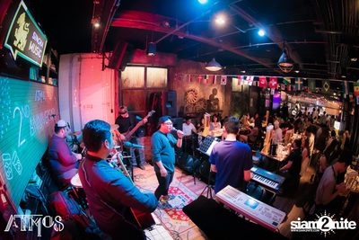 Singha Music w/ Aof Pongsak at Atmos (Album 1) — photo 35