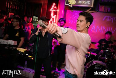 Singha Music w/ Aof Pongsak at Atmos (Album 1) — photo 124