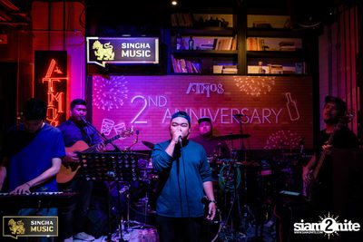 Singha Music w/ Aof Pongsak at Atmos (Album 2) — photo 6