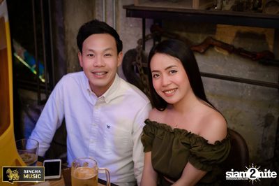 Singha Music w/ Aof Pongsak at Atmos (Album 2) — photo 13