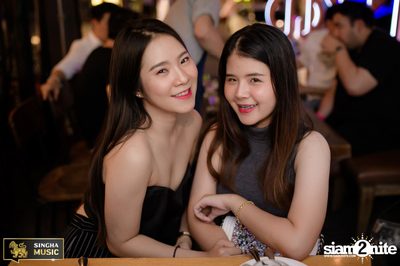 Singha Music w/ Aof Pongsak at Atmos (Album 2) — photo 28