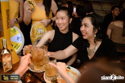 Singha Music w/ Aof Pongsak at Atmos (Album 2) — photo 42
