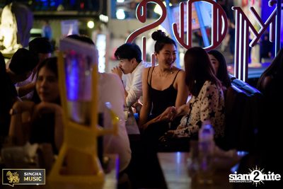 Singha Music w/ Aof Pongsak at Atmos (Album 2) — photo 57