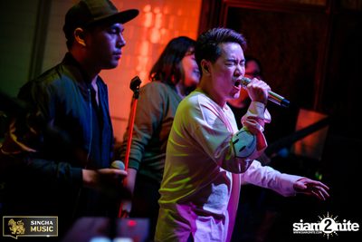 Singha Music w/ Aof Pongsak at Atmos (Album 2) — photo 77