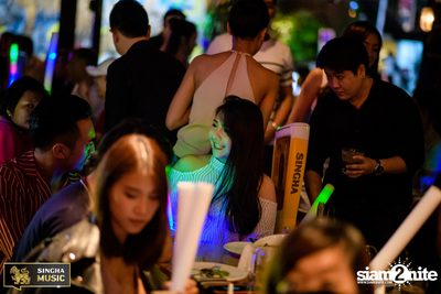Singha Music w/ Aof Pongsak at Atmos (Album 2) — photo 79