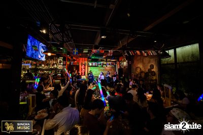 Singha Music w/ Aof Pongsak at Atmos (Album 2) — photo 84
