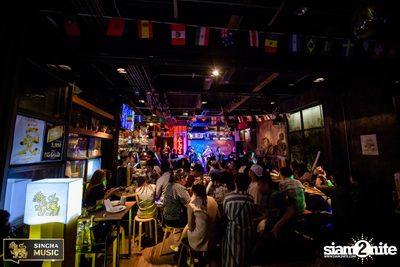 Singha Music w/ Aof Pongsak at Atmos (Album 2) — photo 86
