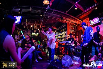 Singha Music w/ Aof Pongsak at Atmos (Album 2) — photo 96