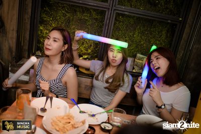 Singha Music w/ Aof Pongsak at Atmos (Album 2) — photo 119