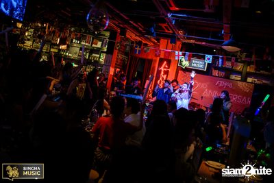Singha Music w/ Aof Pongsak at Atmos (Album 2) — photo 121