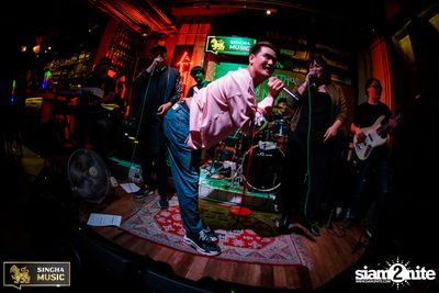 Singha Music w/ Aof Pongsak at Atmos (Album 2) — photo 123