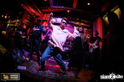 Singha Music w/ Aof Pongsak at Atmos (Album 2) — photo 125