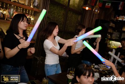 Singha Music w/ Aof Pongsak at Atmos (Album 2) — photo 126