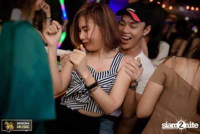 Singha Music w/ Aof Pongsak at Atmos (Album 2) — photo 134
