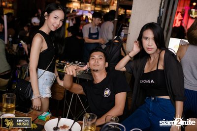 Singha Music w/ Aof Pongsak at Atmos (Album 2) — photo 154