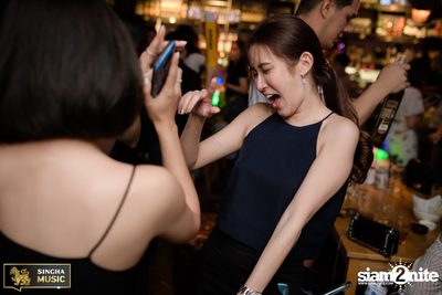 Singha Music w/ Aof Pongsak at Atmos (Album 2) — photo 156