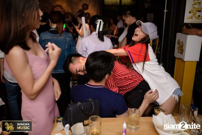 Singha Music w/ Aof Pongsak at Atmos (Album 2) — photo 159