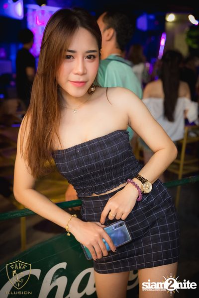 FAKE Illusion x Chivas Regal นำเสนอ The Toys — photo 17