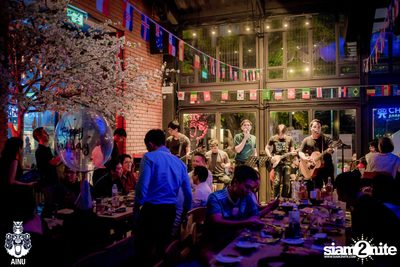 Friday Night at AINU Bar, Thonglor — photo 2