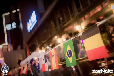 Friday Night at AINU Bar, Thonglor — photo 13