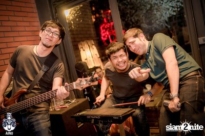 Friday Night at AINU Bar, Thonglor — photo 22