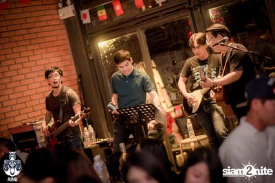 Friday Night at AINU Bar, Thonglor — photo 35