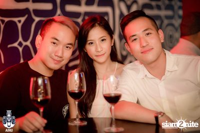 Friday Night at AINU Bar, Thonglor — photo 63