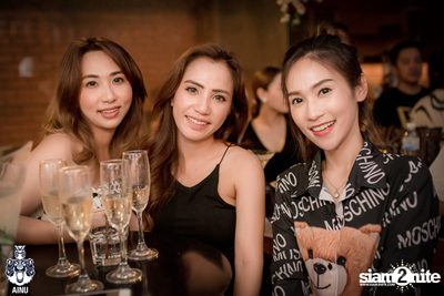 Friday Night at AINU Bar, Thonglor — photo 74