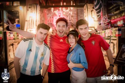 Friday Night at AINU Bar, Thonglor — photo 78