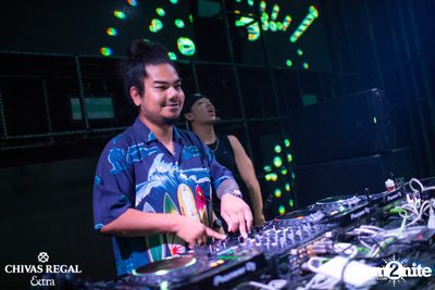 Lit Lords ที่ ดิฟเฟอร์ ผับ พัทยา — photo 22